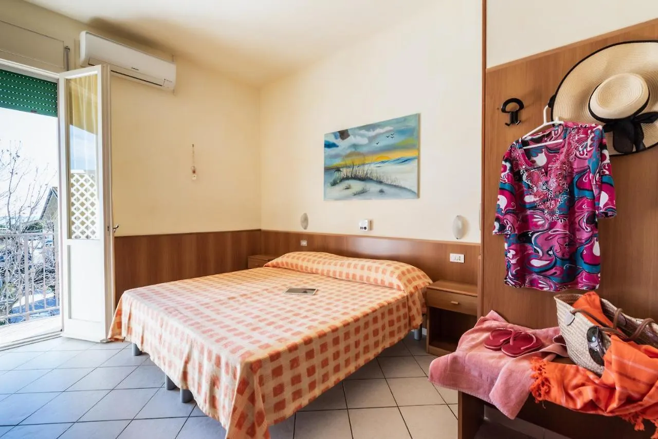 Albergo Rosa & Cosetta Casal Borsetti 0*,  Italy